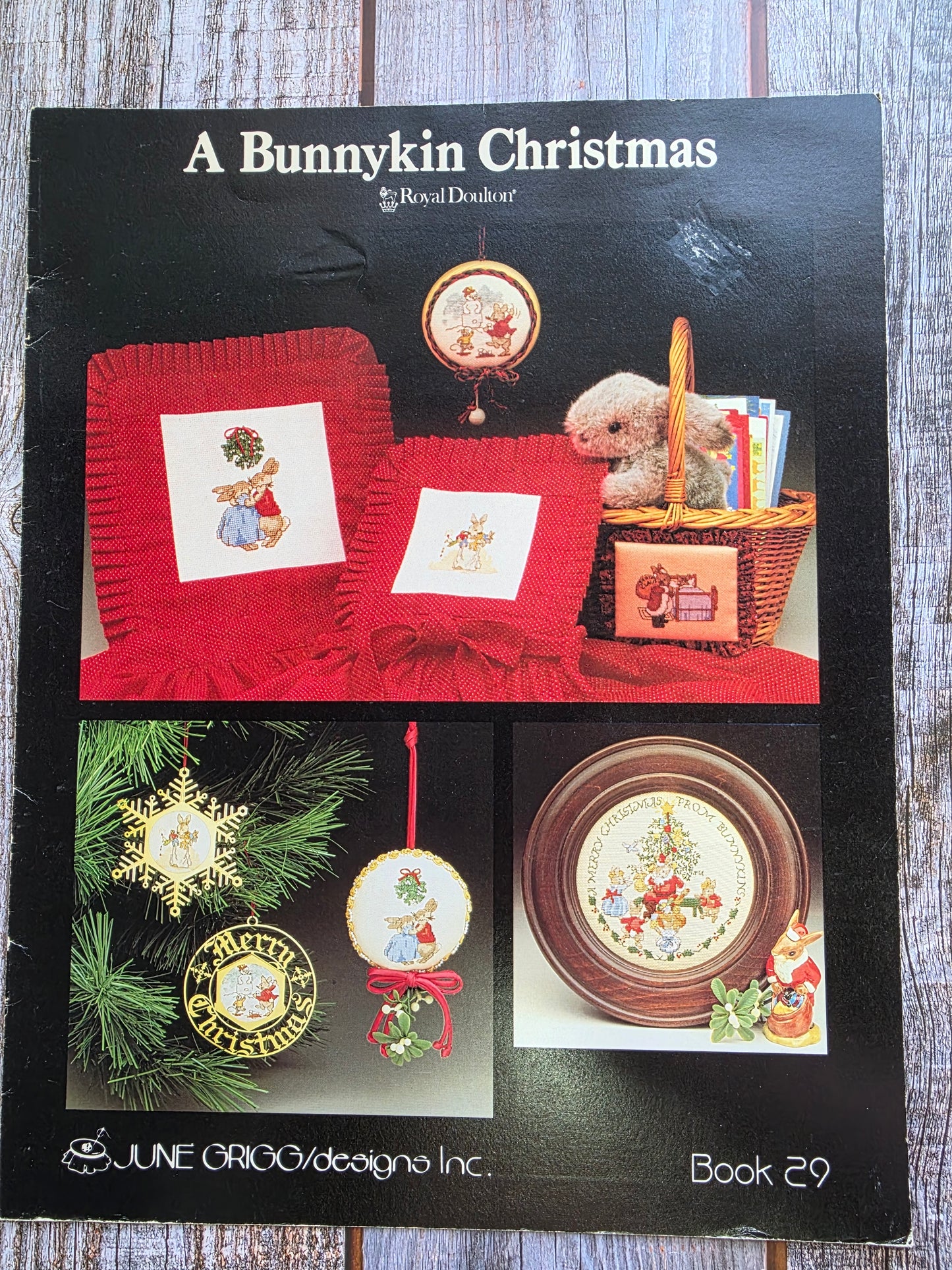 June Grigg Designs: A Bunnykin Christmas Pattern Book 29