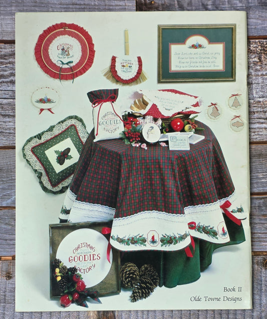Old Towme Designs: A Merrie Olde Christmas Book 2 Pattern