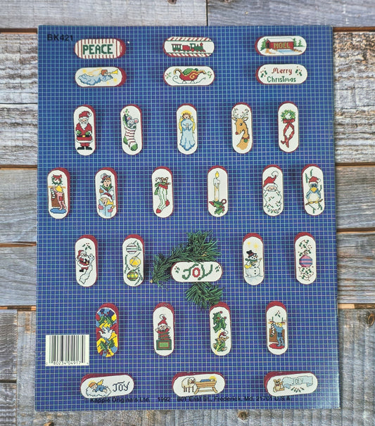 Kappie Originals: Christmas Clips Holiday Tree Ornaments Book 421 Pattern