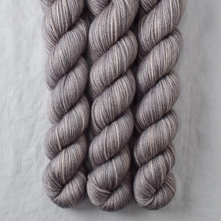Miss Babs - Yowza Mini