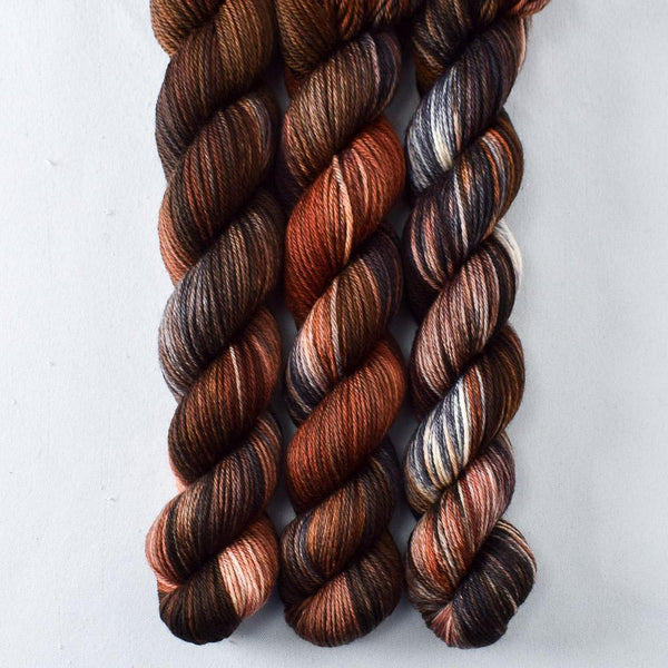 Miss Babs - Yowza Mini