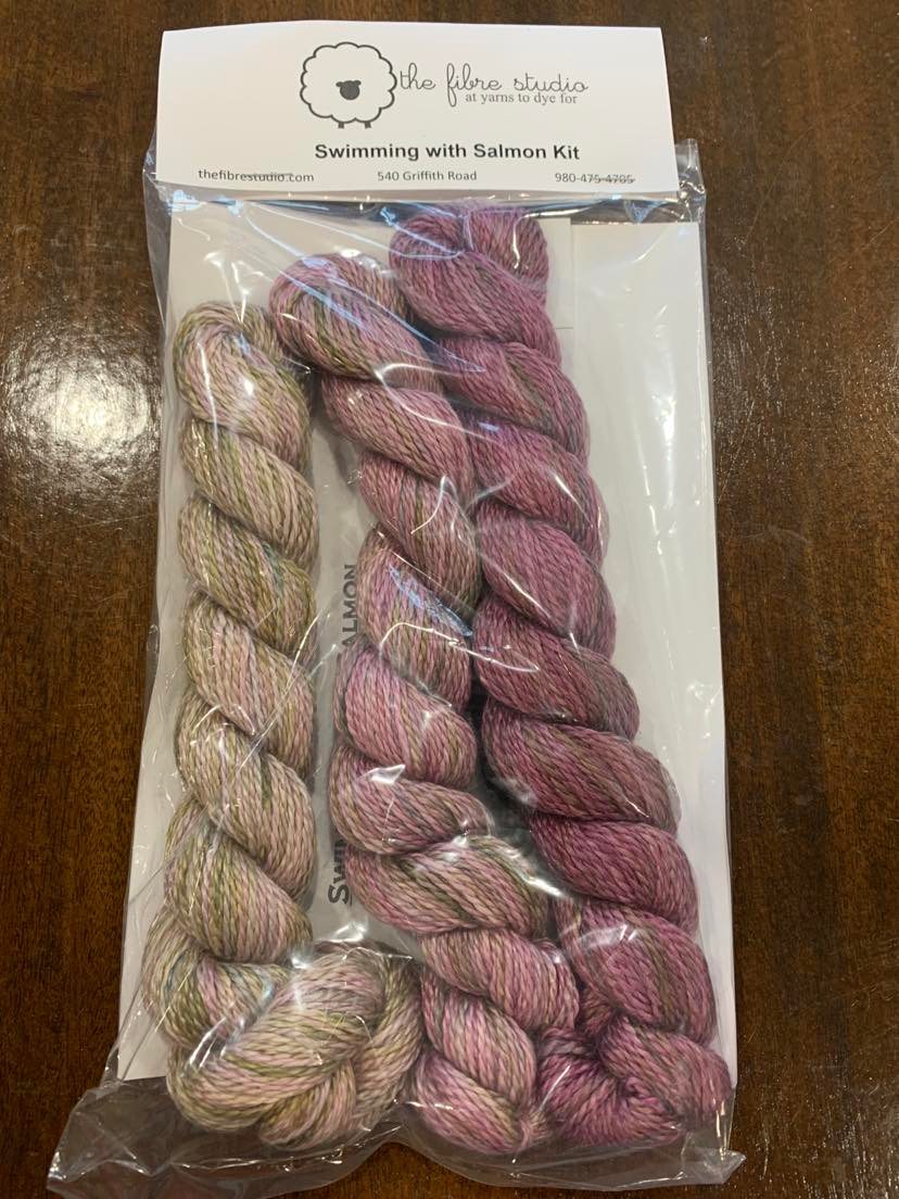 Swimming With Salmon Splash Gradient Kit
