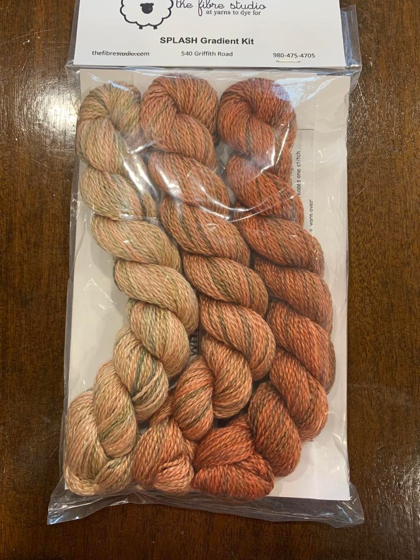 Swimming With Salmon Splash Gradient Kit