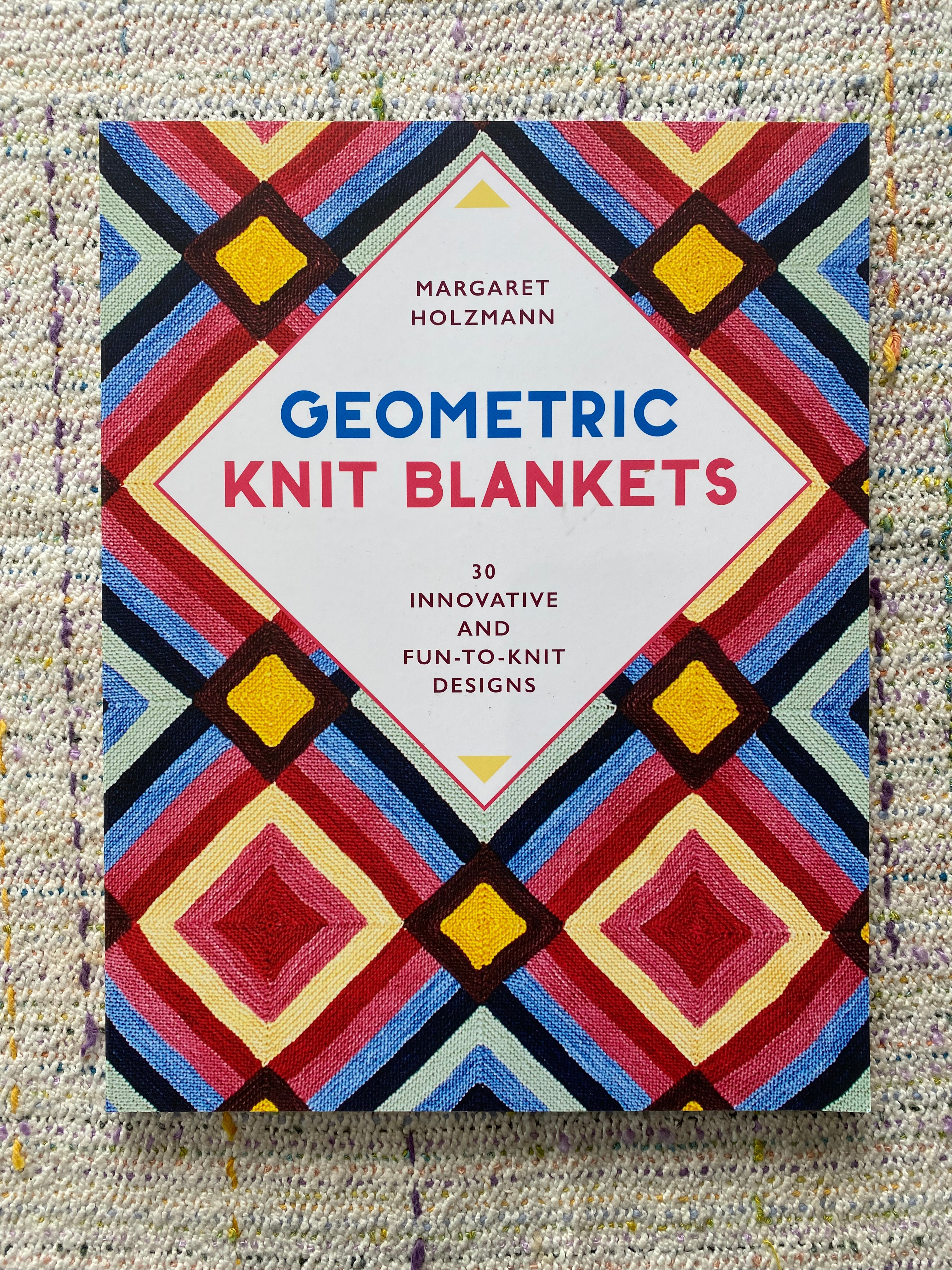 Geometric discount pattern blanket