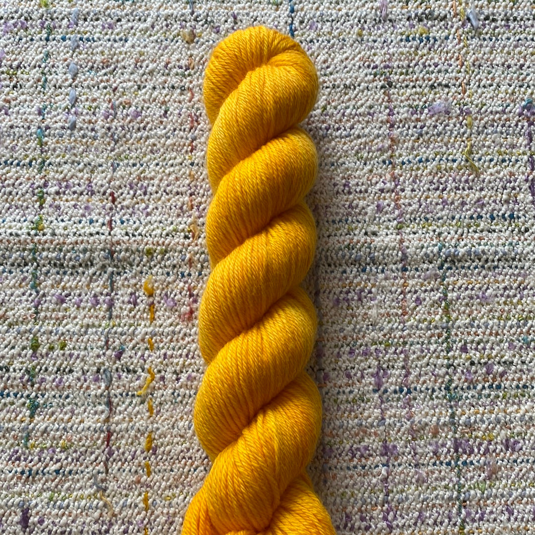 Miss Babs - Yowza Mini