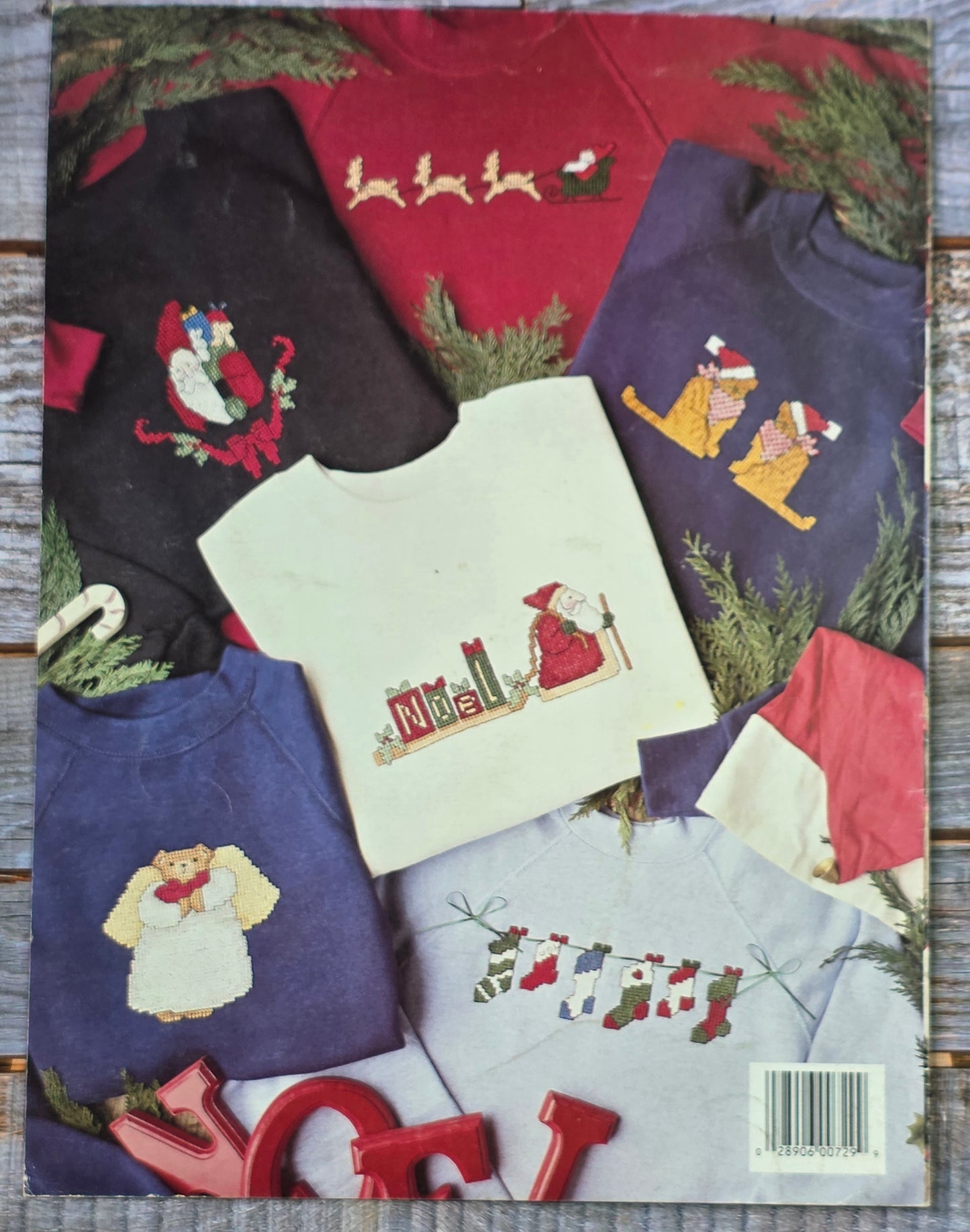 Leisure Arts: Christmas Casuals in Waste Leaflet #729 Pattern