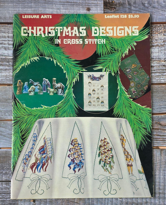 Leisure Arts: Christmas Designs in Cross Stitch Leaflet 128 Pattern