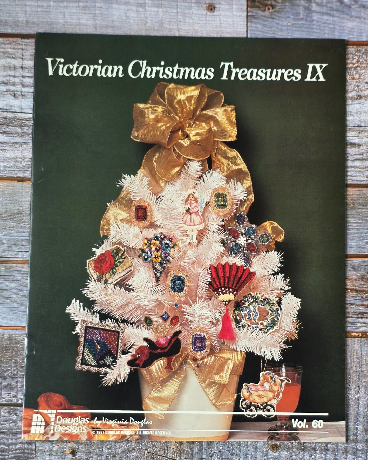 Douglas Designs: Victorian Christmas Treasures IX Pattern