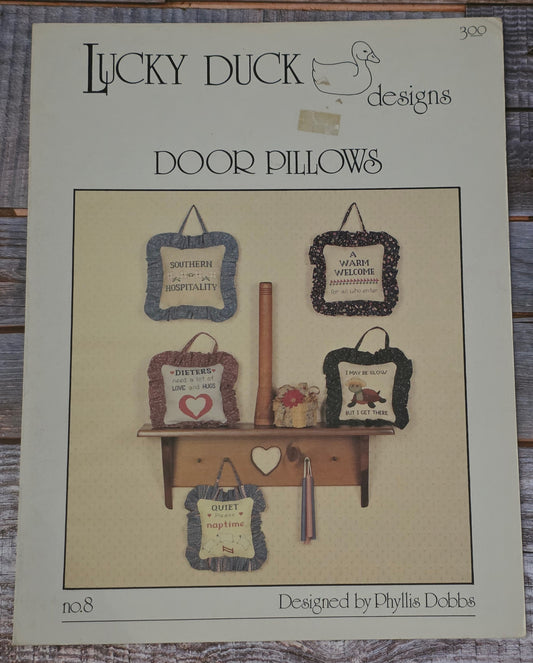 Lucky Duck Designs: Door Pillows Pattern no.8