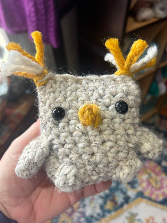Nee Nee's Knot Shop - Crocheted Owl