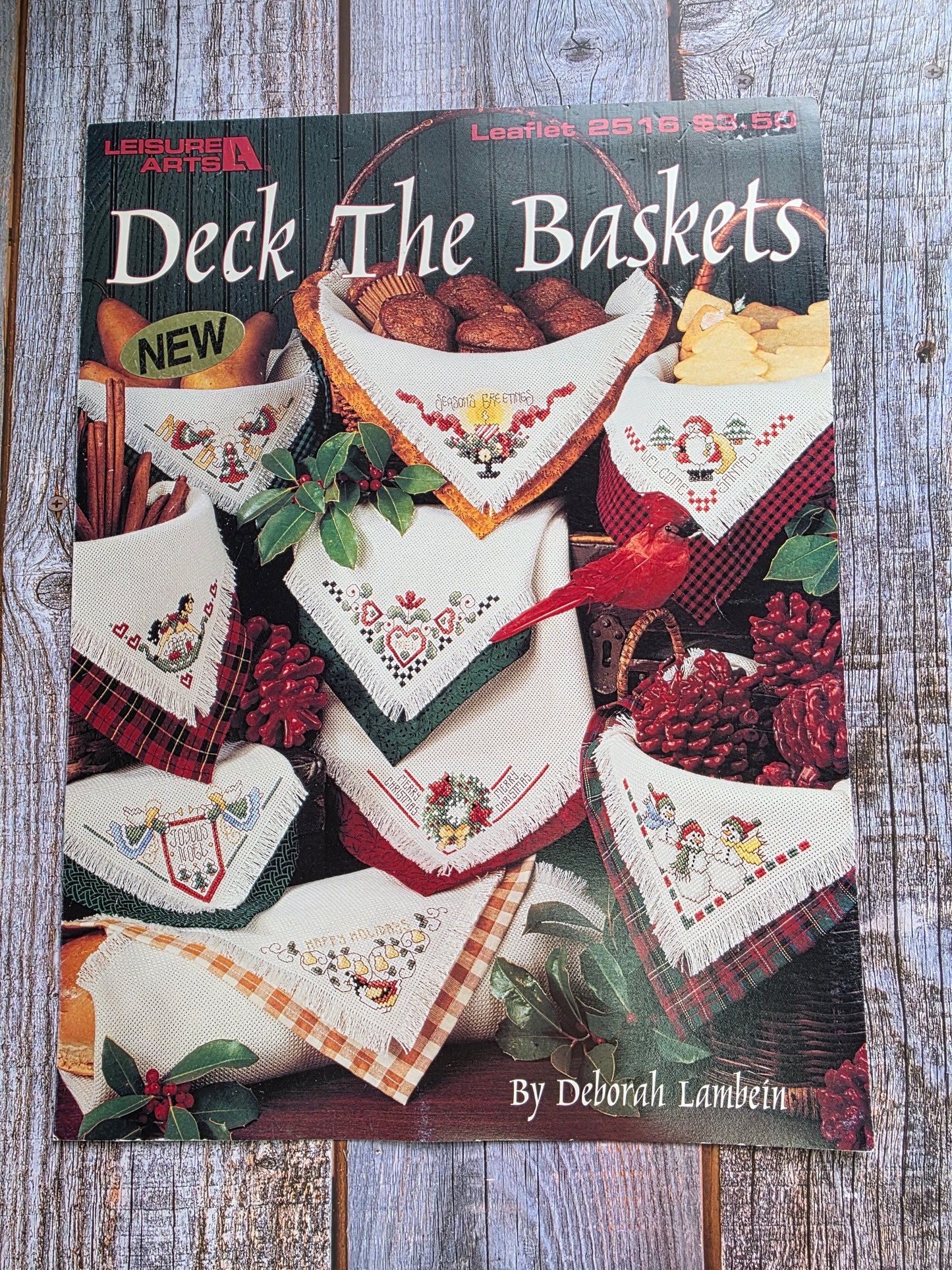 Leisure Arts: Deck the Baskets Pattern Leaflet 2516